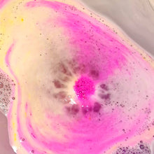 Load image into Gallery viewer, Melon and Jasmine Handmade Bath Bomb
