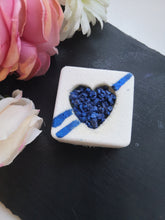 Load image into Gallery viewer, Blue agate bath bomb
