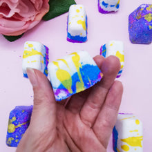 Load image into Gallery viewer, Unicorn Bath Rocks mini bath bombs
