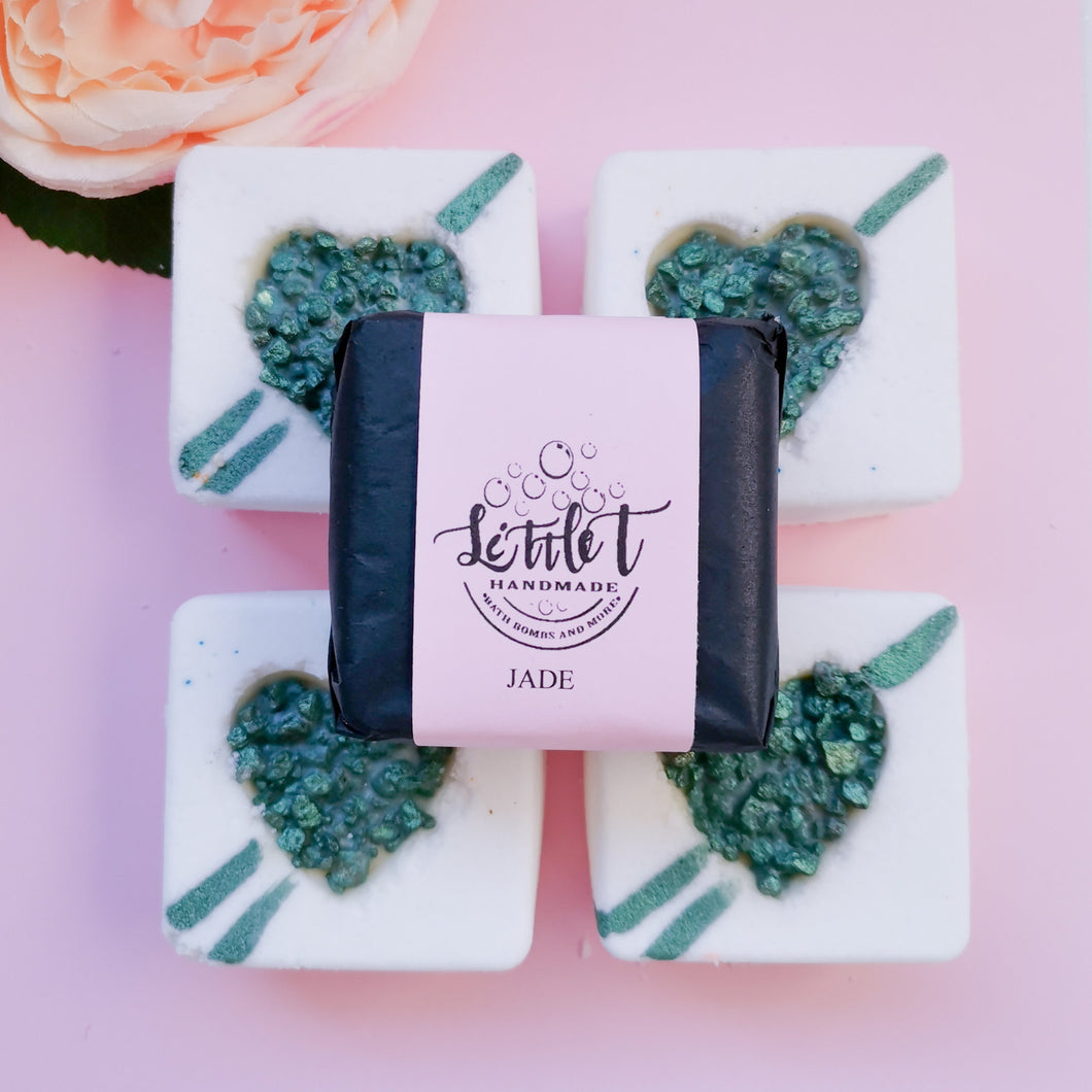 Jade bath bomb