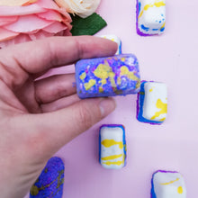 Load image into Gallery viewer, Unicorn Bath Rocks mini bath bombs
