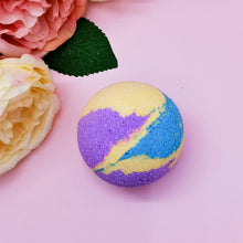 Load image into Gallery viewer, Blueberry and Vanilla Foaming Bath Bomb
